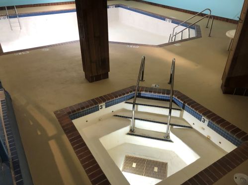 1633 Prospect Ave, Milwaukee WI  53202-2494 exterior