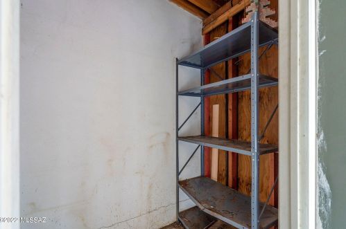 5716 Grant Rd, Tucson AZ 85712-2341 exterior