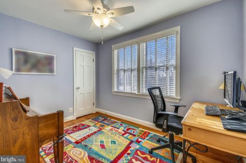 721 Brent Rd, Rockville MD 20854-1782 exterior