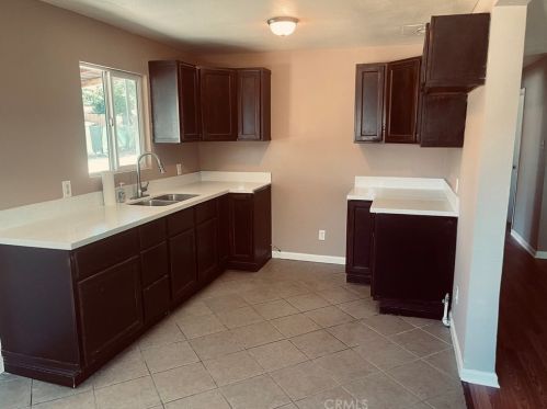 21515 Olive Ave, Perris CA 92570-8219 exterior