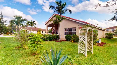 4149 Worlington Ter, Fort Pierce FL 34947-1336 exterior