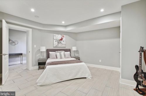 2208 Q St, Washington DC 20001-1955 exterior