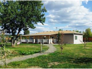 27745 11th Ave, Eugene OR  97402-9211 exterior