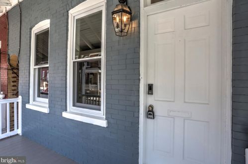 527 Howard Ave, Lancaster PA  17602-4421 exterior