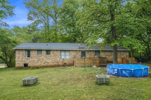 4131 Hicks Rd, Austell GA 30106-1527 exterior