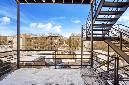 2136 Crystal St, Chicago IL  60622-3083 exterior