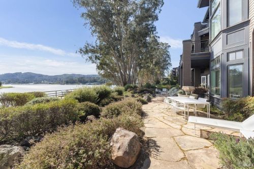 85 De Silva Is Dr, Mill Valley CA 94941-3029 exterior