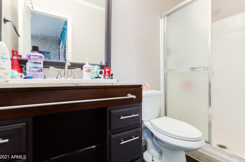 1307 44th St, Phoenix AZ 85044-6005 exterior