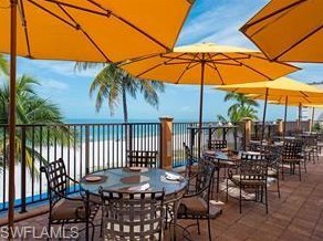 28541 Calabria Ct, Naples FL 34110-2861 exterior