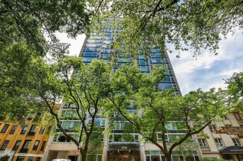 2728 Hampden Ct, Chicago IL  60614-1648 exterior