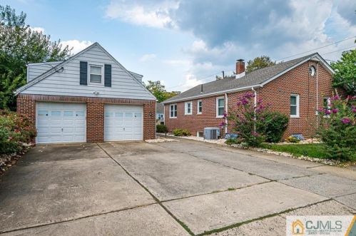 120 11th Ave, New Brunswick NJ 08904-3231 exterior