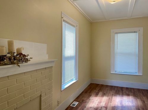 93 Thompson St, Springfield MA 01109-3919 exterior