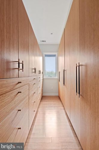 46 Leavitt Ln, Princeton NJ 08540-3921 exterior