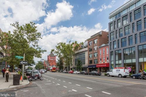 2617 University Pl, Washington DC  20009-4601 exterior