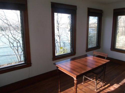 64 Crescent St, Providence RI  02907-3237 exterior