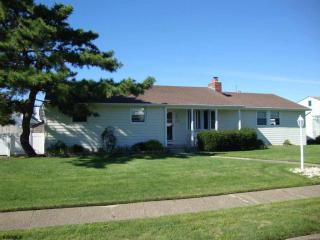 312 29th St, Brigantine City NJ  08203-1716 exterior