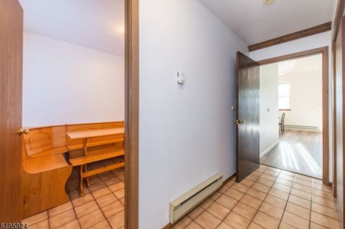 202 Joseph Ln, Dover NJ 07803-3049 exterior