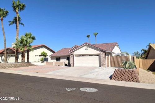15816 15th Way, Phoenix AZ  85022-3249 exterior