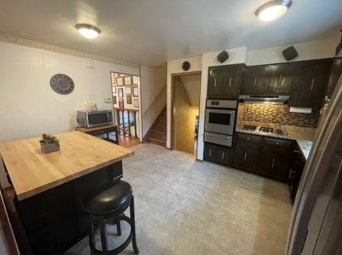 10628 Christiana Ave, Chicago IL 60655-2516 exterior