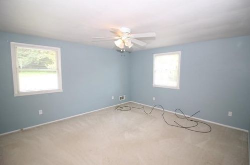 525 Dorseyville Rd, Pittsburgh PA  15238-1651 exterior