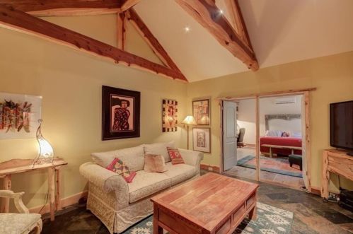 5808 Beacon Dr, Austin TX 78734-1416 exterior