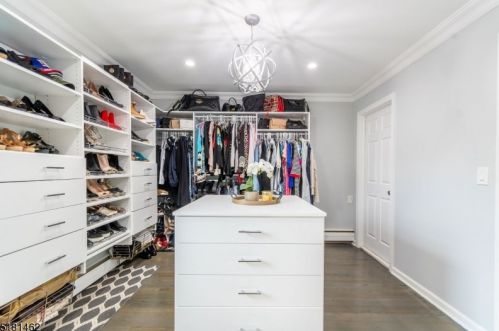 27 Norwood Rd, Springfield NJ 07081-2234 exterior