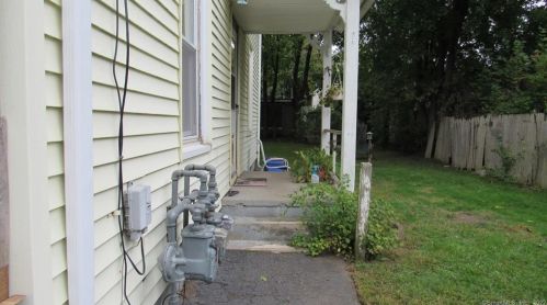 59 Clarence St, Torrington, CT 06790-6745