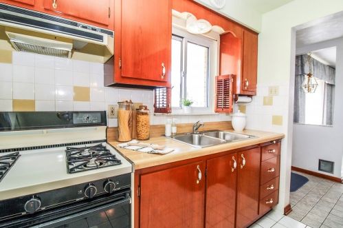 432 Augusta St, Pittsburgh PA 15211-1108 exterior