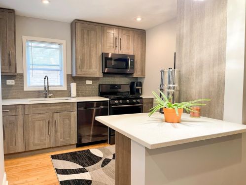 5101 Natchez Ave, Chicago IL 60638-1346 exterior