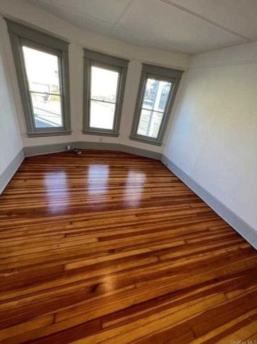 18 Innis Ave, Poughkeepsie NY  12601-3703 exterior