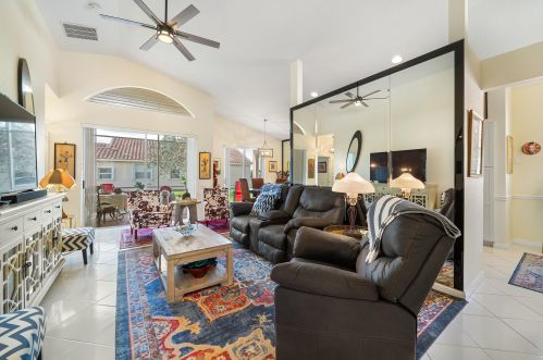 426 Springview Loop, Fort Pierce FL  34986-2663 exterior