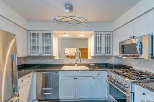 488 Willits St, Bham MI 48009-3310 exterior