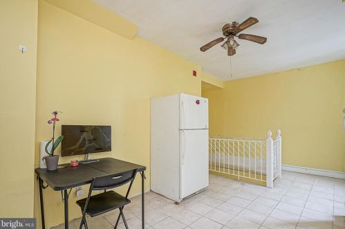 1000 6 St, Philadelphia PA 19147-4011 exterior