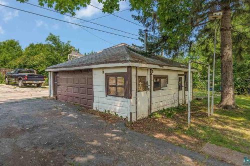 313 59 Ave, Duluth MN 55804-2559 exterior