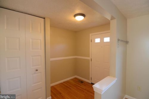 7810 Havenside Ter, Rockville MD  20855-2261 exterior