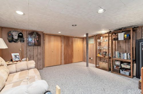 46 Lincoln Ave, Edison NJ exterior