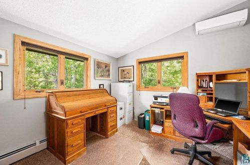 9203 Congdon Blvd, Duluth MN 55804-2737 exterior