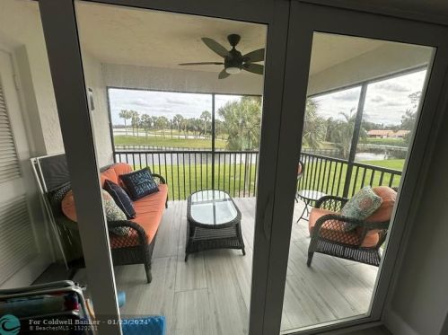 24 Southport Ln, Boynton Beach FL 33436-6411 exterior