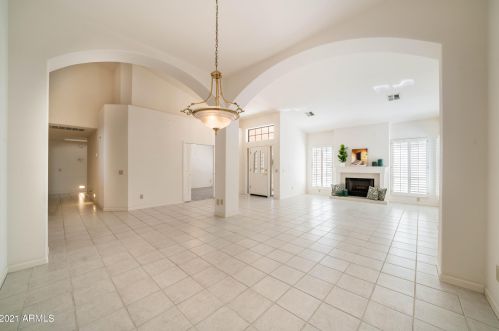 26014 Ribbonwood Dr, Chandler AZ  85248-8852 exterior