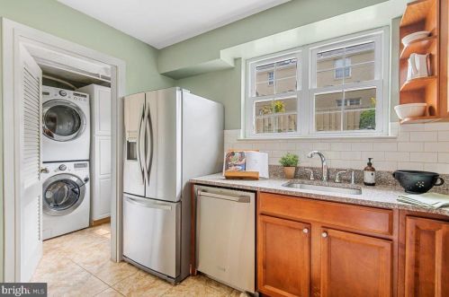 3824 Ingalls Ave, Alexandria VA 22302-1810 exterior