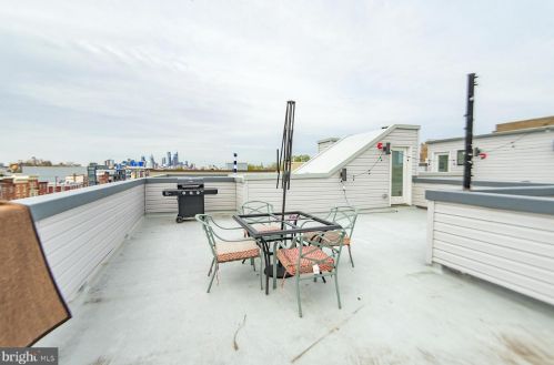 627 Girard Ave, Philadelphia PA 19125-3408 exterior