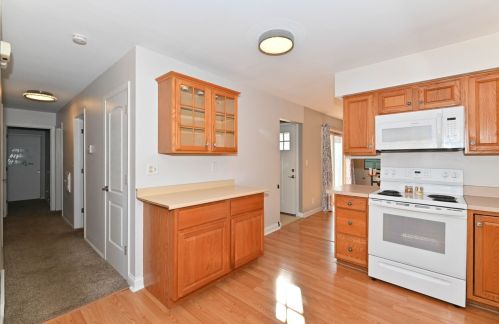 2726 110th St, Milwaukee WI  53227-3015 exterior