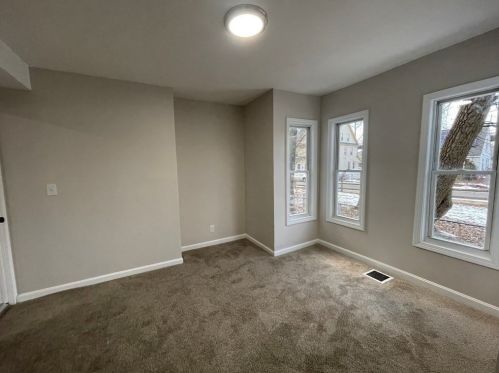 104 Eastern Ave, Springfield MA 01109-3638 exterior