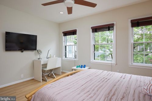 1908 New Hampshire Ave, Washington DC 20009-3310 exterior