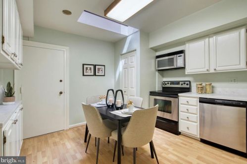 3246 Grace St, Washington DC 20007-3631 exterior