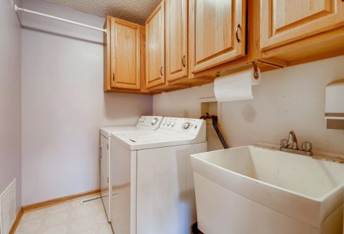 12 River Bend Pl, Chaska MN 55318-3303 exterior