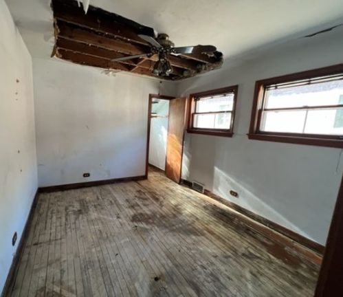 14317 Wallace Ave, Chicago IL 60827-1145 exterior