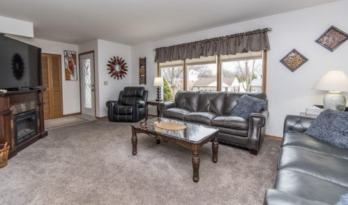 3333 Knl Blvd, Milwaukee WI 53222-3362 exterior