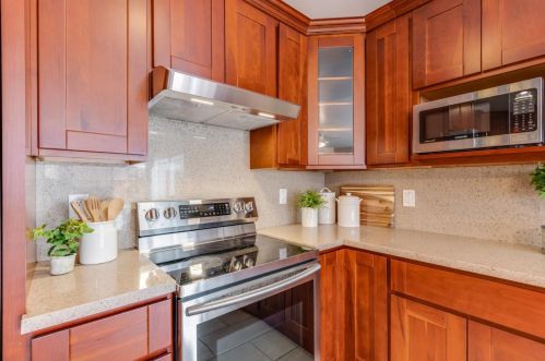 4636 Mia Cir, San Jose CA 95136-2325 exterior