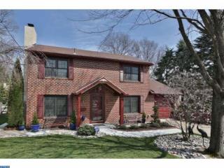 7515 Pawling St, Philadelphia, PA 19128-4140